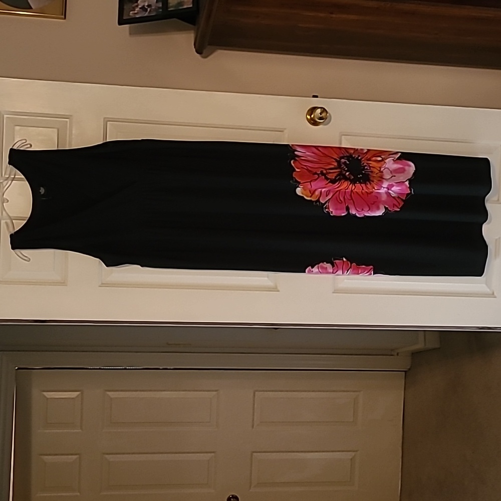 Beautiful black maxi dress with big floral accents